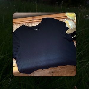 ✪✪✪ Black Short Sleeve Tee